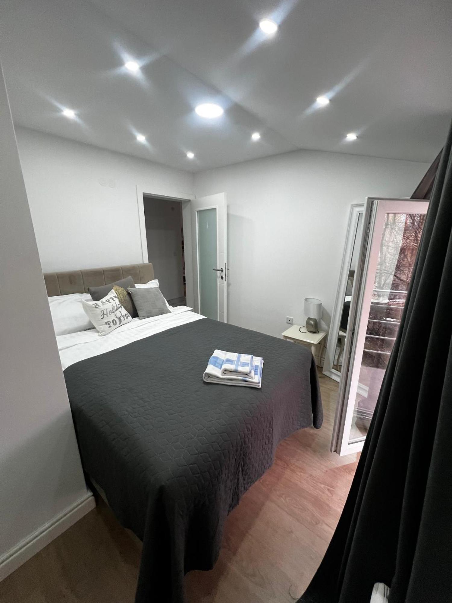 No1 Lux Apartment In Heart Of Сараево Экстерьер фото